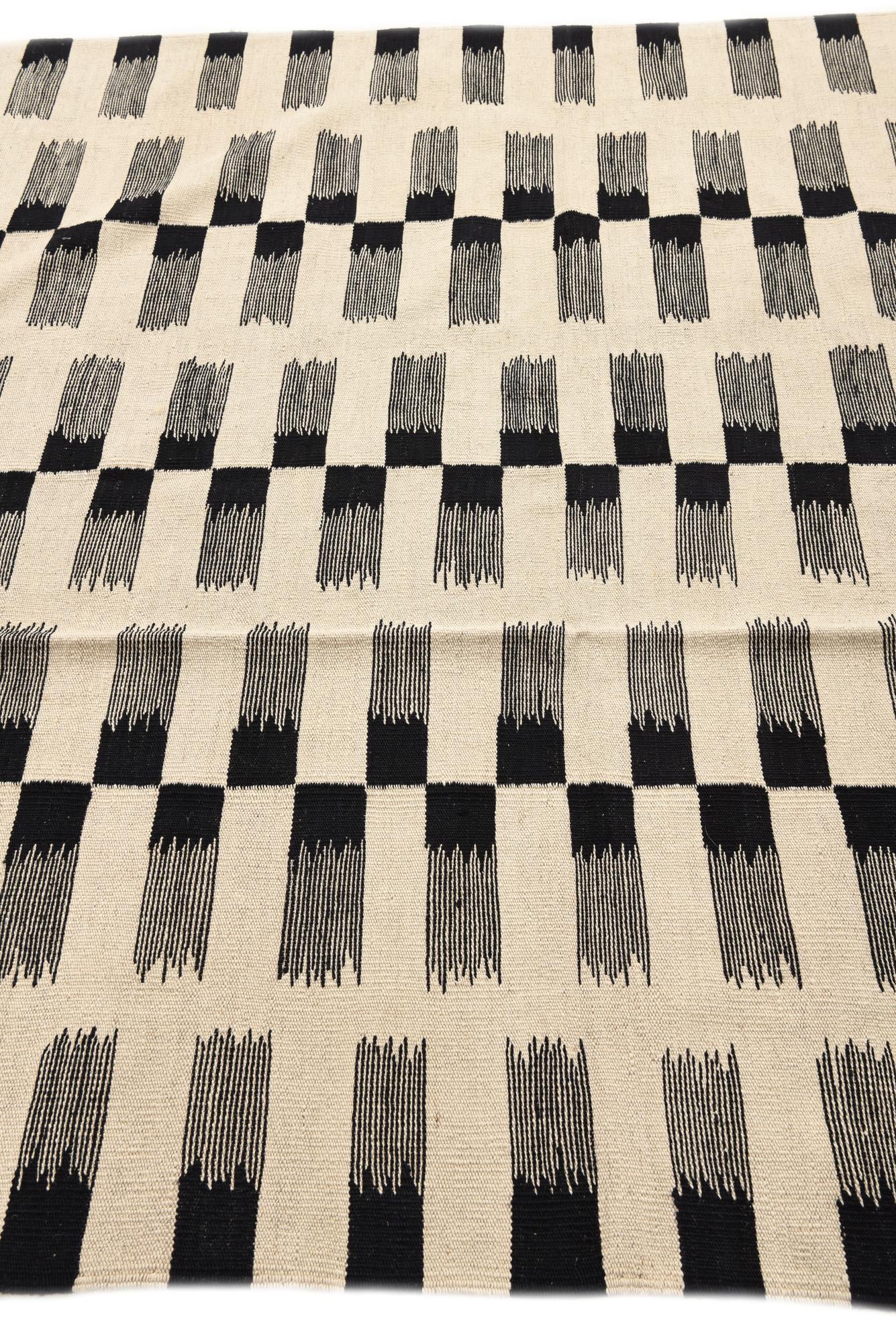 5' 8 x 7' 9 Hand Woven Kilim Modern Wool Rug