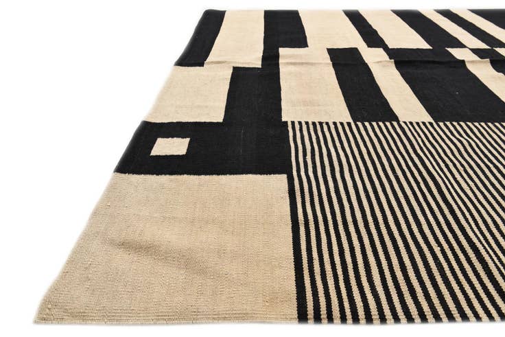 Detail image of 6' 7 x 9' 8 Hand Woven Kilim Modern Wool Rug