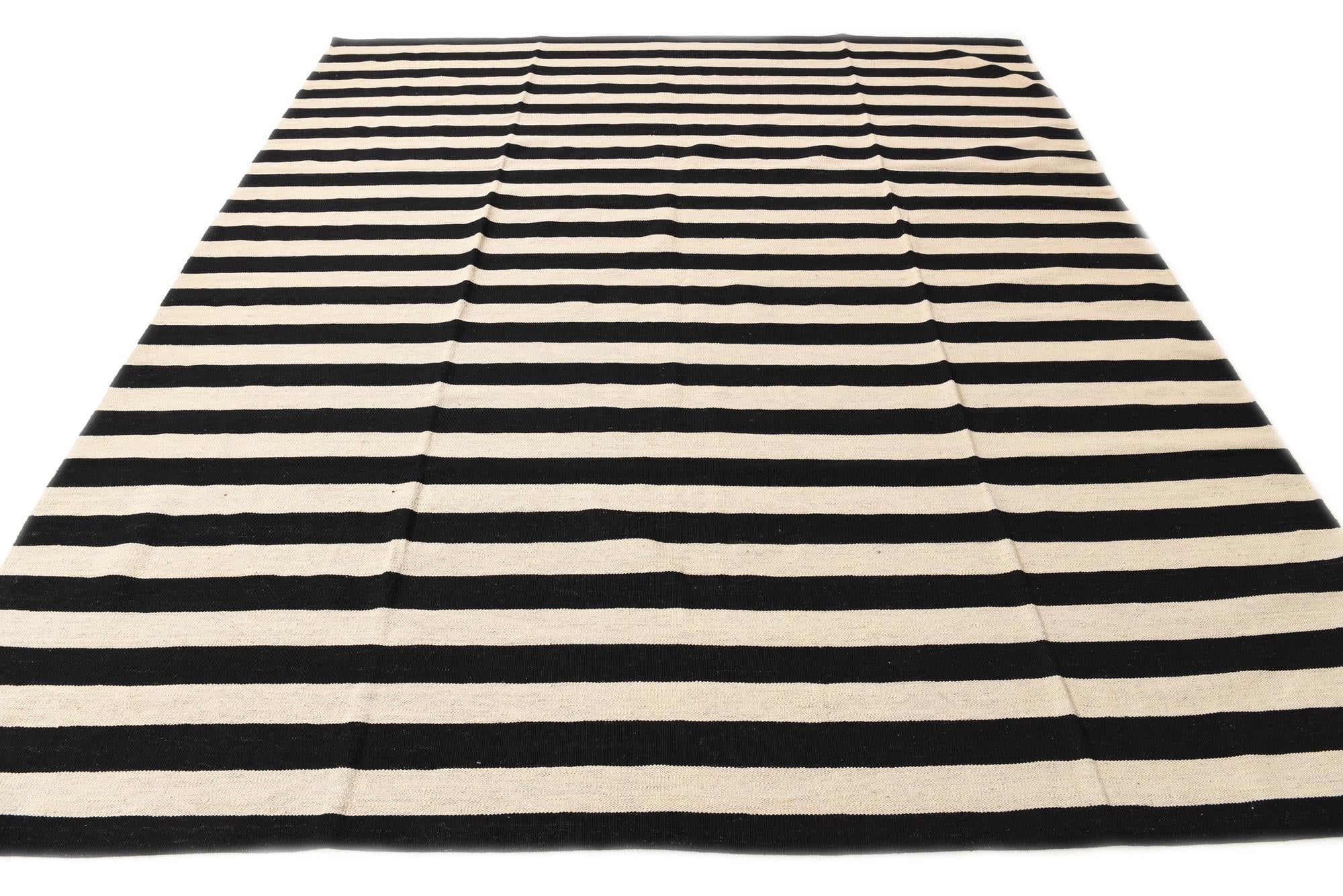 8' 6 x 9' 10 Hand Woven Kilim Modern Wool Rug