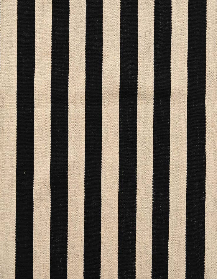 Detail image of 8' 6 x 9' 10  Hand Woven Kilim Modern Wool Rug