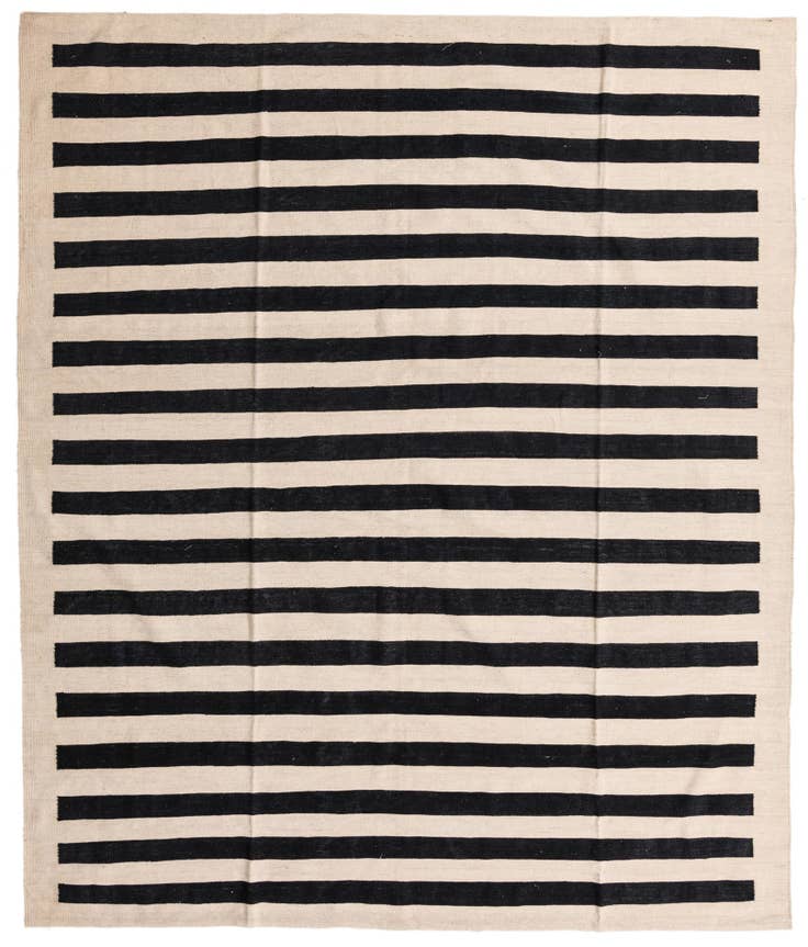 Detail image of 8' 4 x 9' 8 Hand Woven Kilim Modern Wool Rug