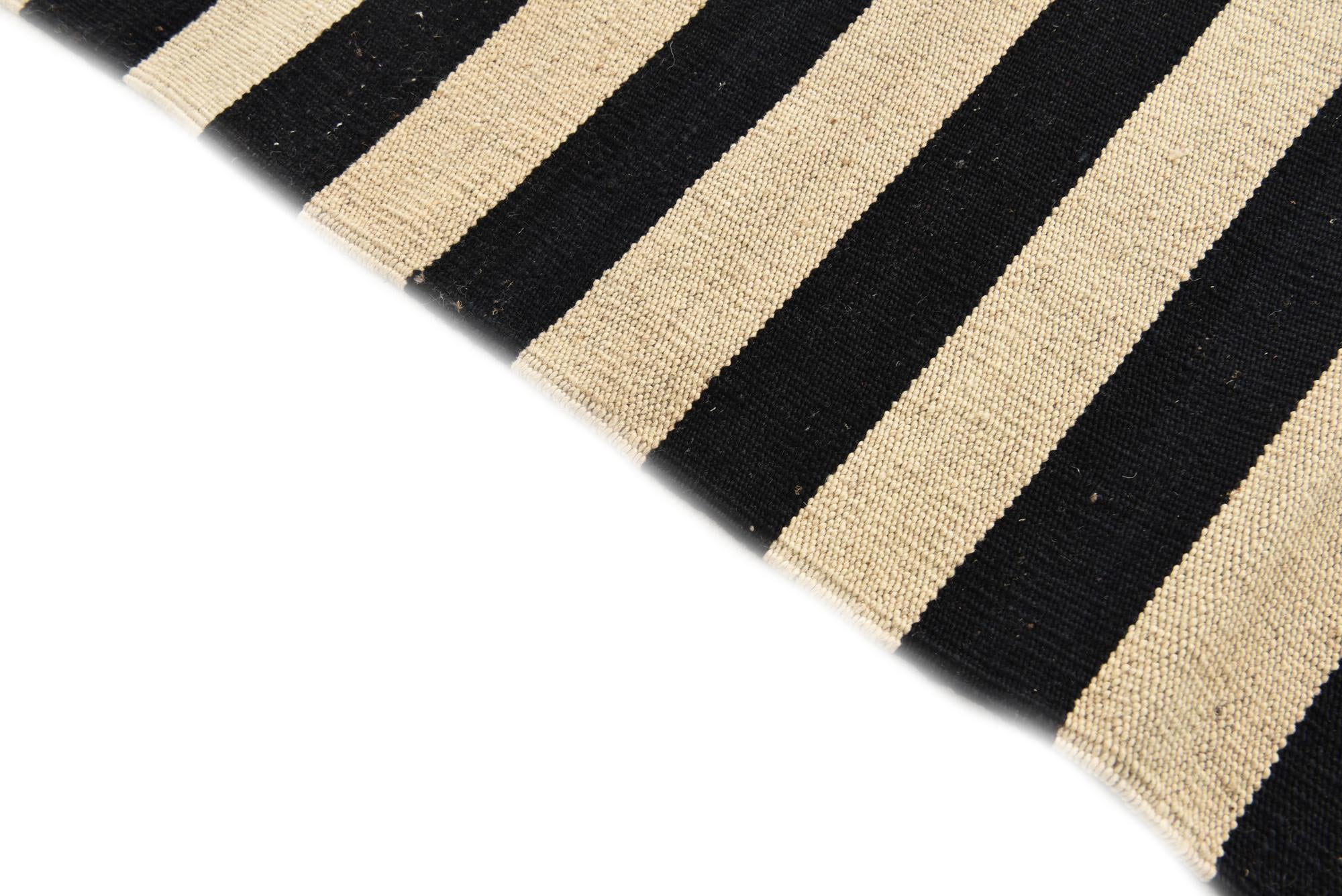 5' 8 x 8' Hand Woven Kilim Modern Wool Rug