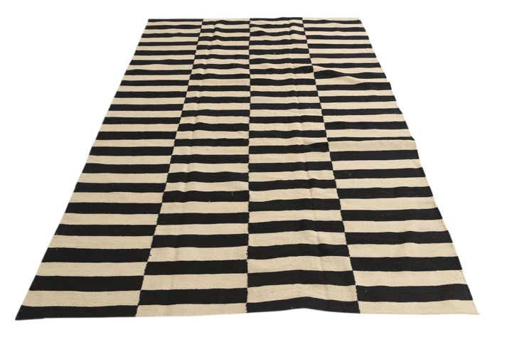 5' 5 x 7' 7 Hand Woven Kilim Modern Wool Rug