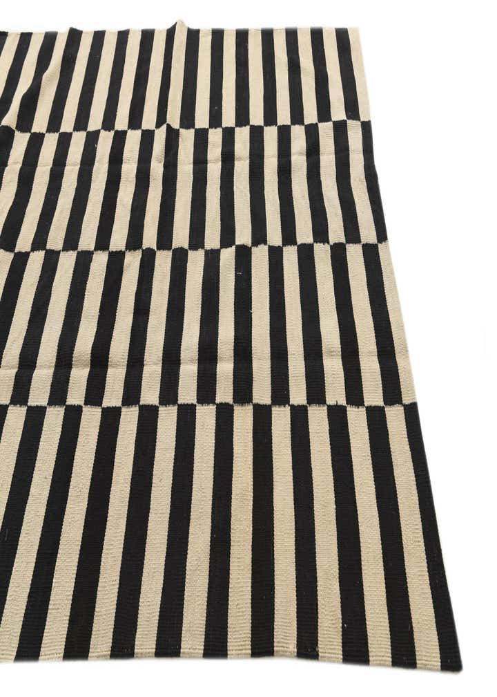 5' 5 x 7' 7 Hand Woven Kilim Modern Wool Rug