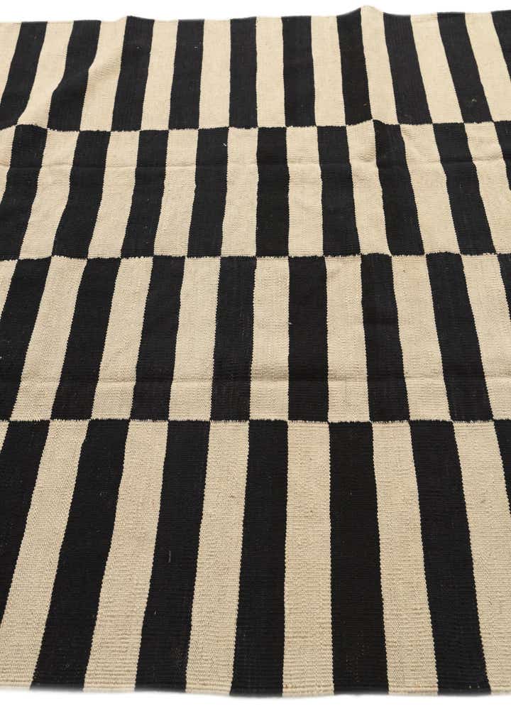 5' 5 x 7' 7 Hand Woven Kilim Modern Wool Rug