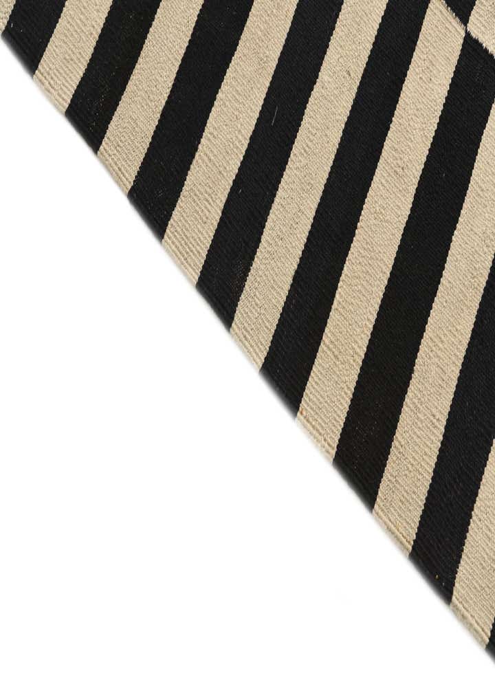 5' 5 x 7' 7 Hand Woven Kilim Modern Wool Rug