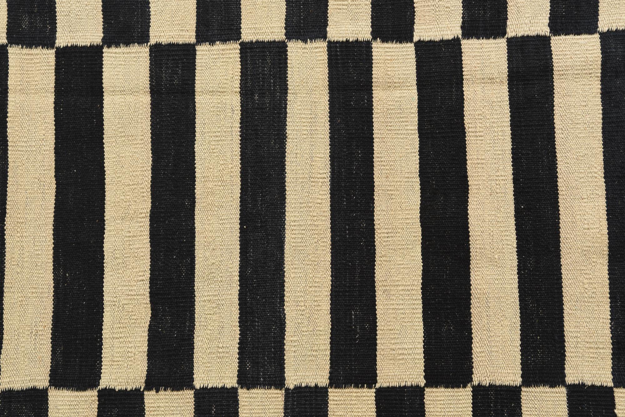 4' 4 x 5' 10 Hand Woven Kilim Modern Wool Rug