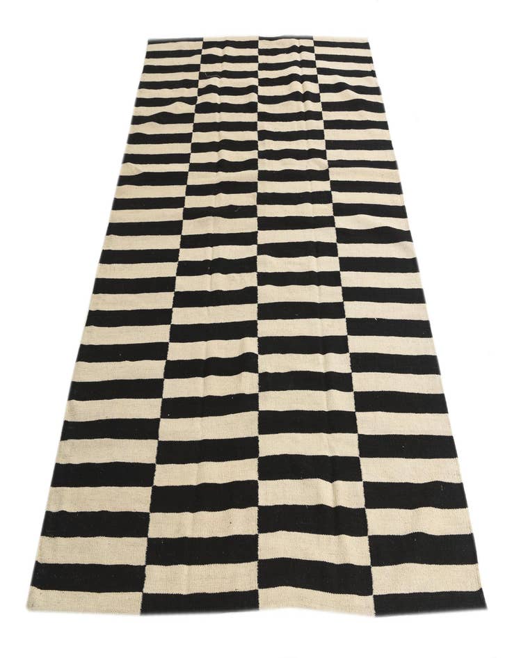 Detail image of 5' 8 x 7' 9  Hand Woven Kilim Modern Wool Rug