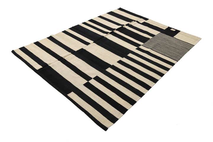 5' 8 x 7' 7 Hand Woven Kilim Modern Wool Rug