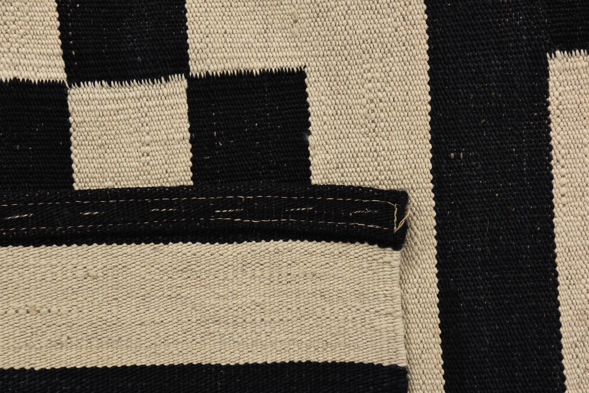 5' 8 x 7' 7 Hand Woven Kilim Modern Wool Rug
