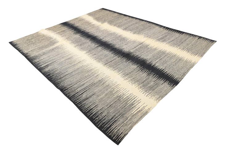 Detail image of 8' 1 x 9' 8 Hand Woven Kilim Modern Wool Rug