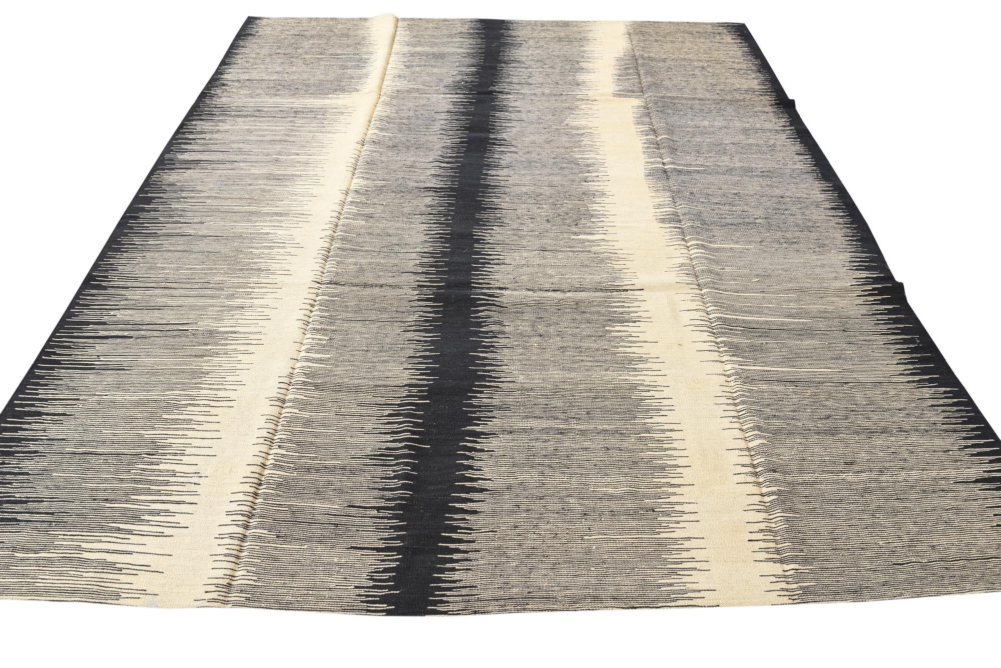 245cm x 295cm Hand Woven Kilim Modern Wool Rug
