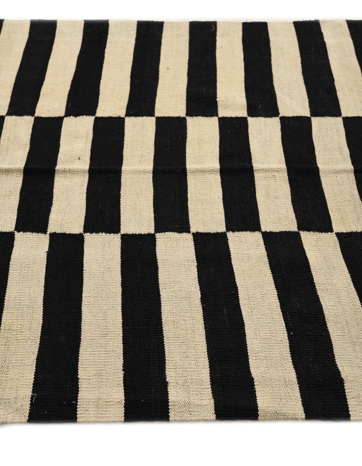 Detail image of 4' 2 x 6'  Hand Woven Kilim Modern Wool Rug