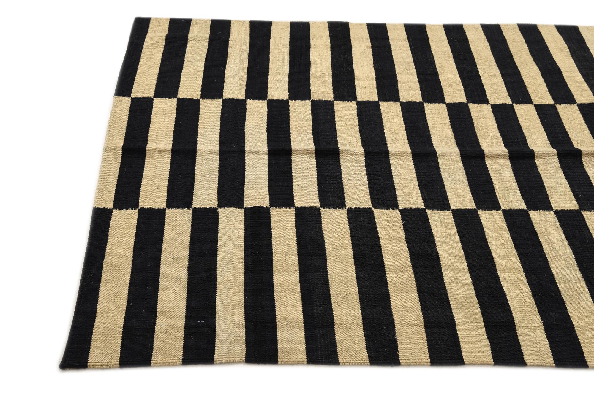 4' 1 x 5' 10 Hand Woven Kilim Modern Wool Rug