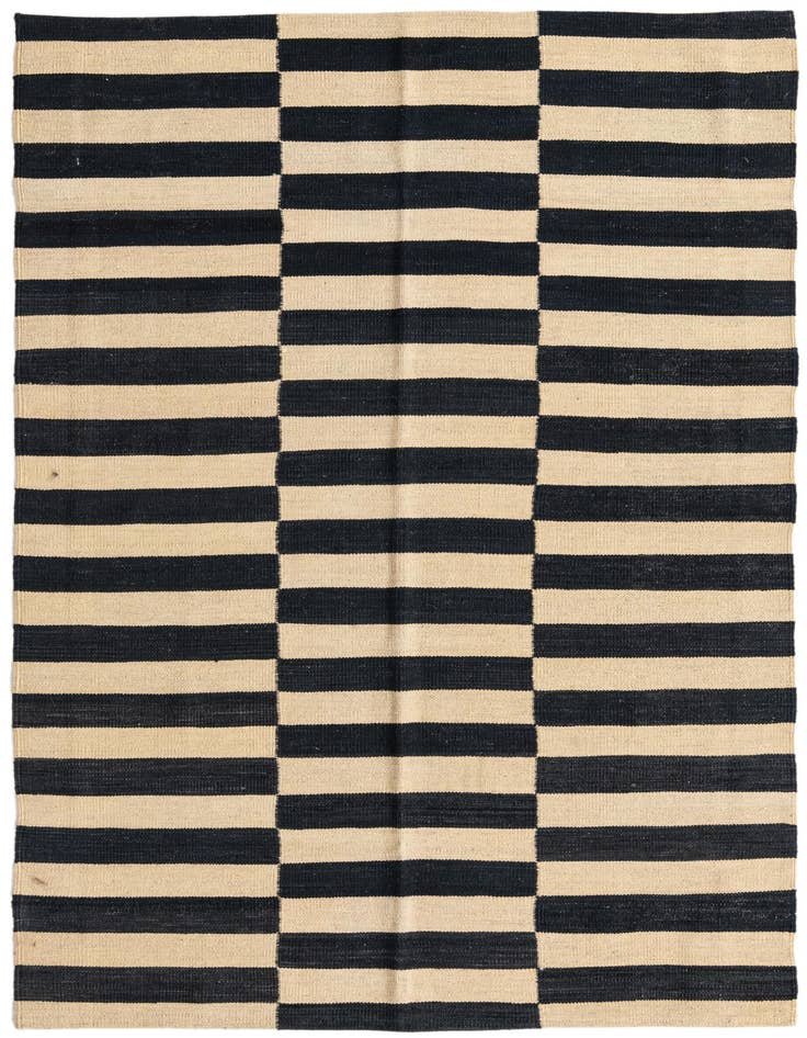 Detail image of 4' 1 x 5' 10 Hand Woven Kilim Modern Wool Rug