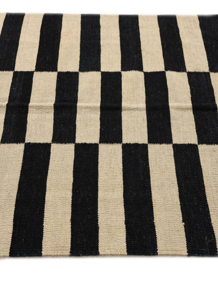 Detail image of 3' 5 x 5'  Hand Woven Kilim Modern Wool Rug
