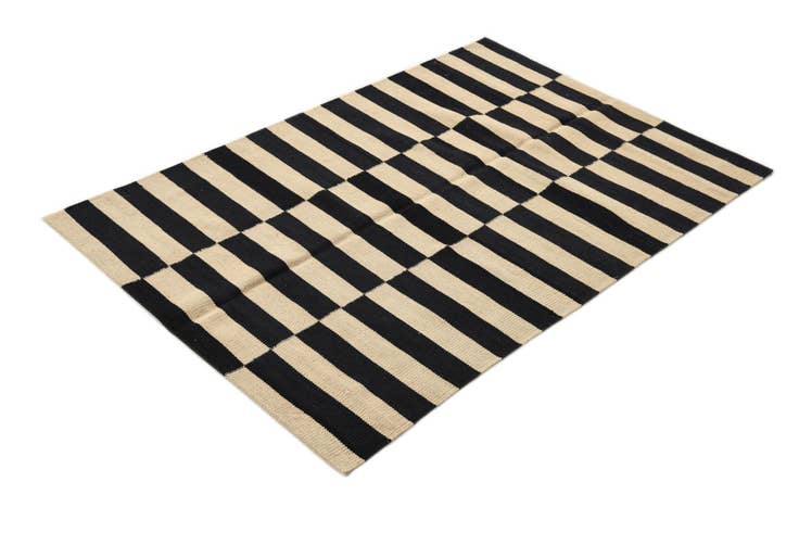 Detail image of 3' 2 x 5' Hand Woven Kilim Modern Wool Rug