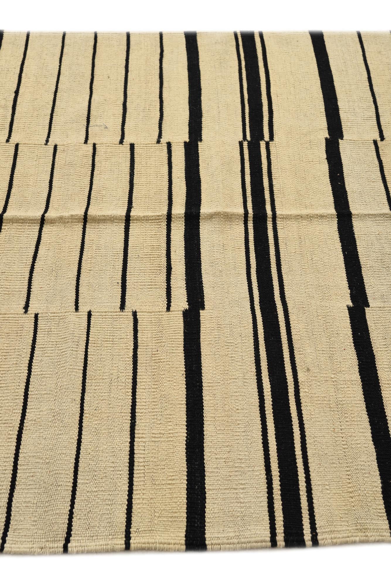 4' 1 x 5' 10 Hand Woven Kilim Modern Wool Rug