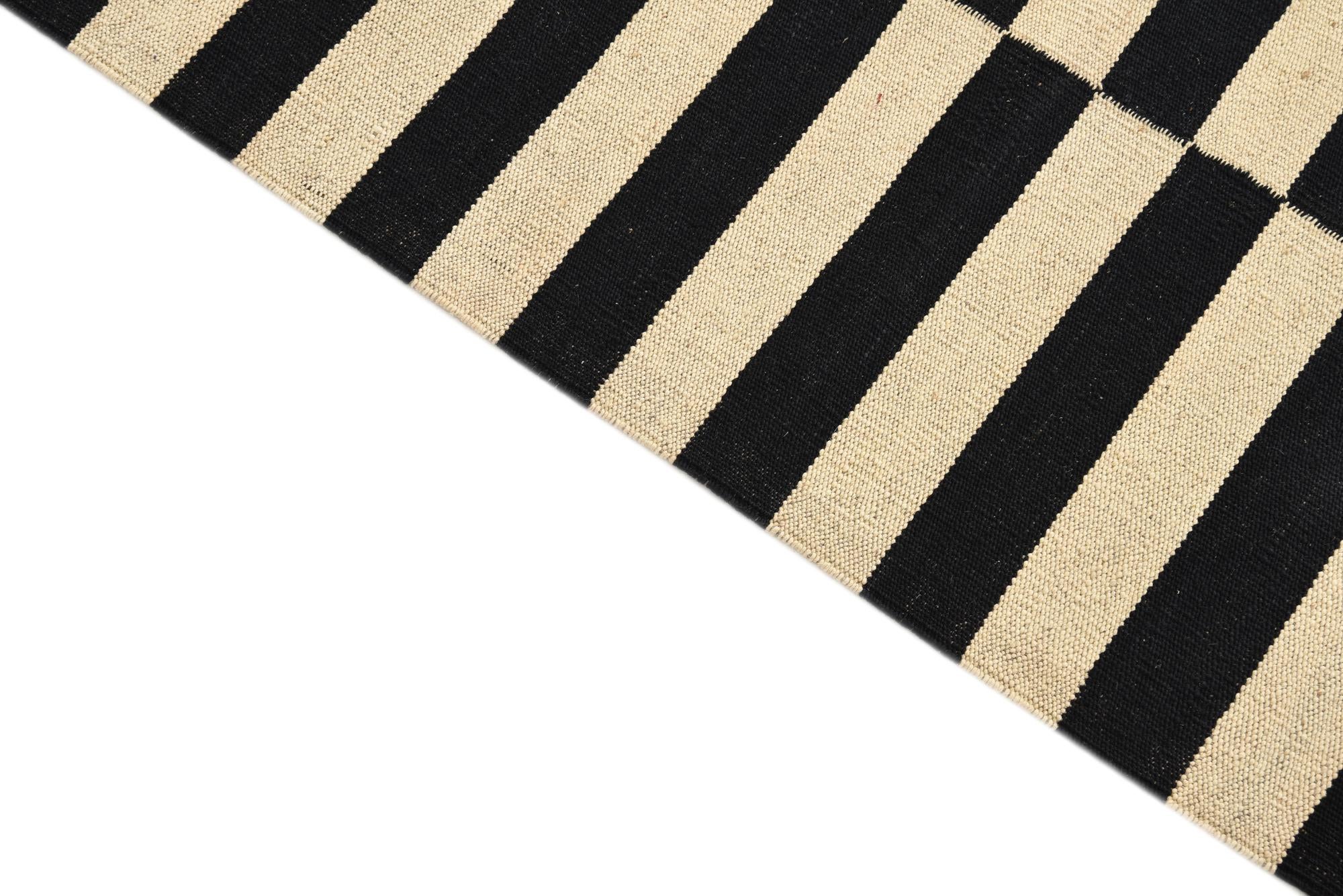 3' 4 x 4' 9 Hand Woven Kilim Modern Wool Rug