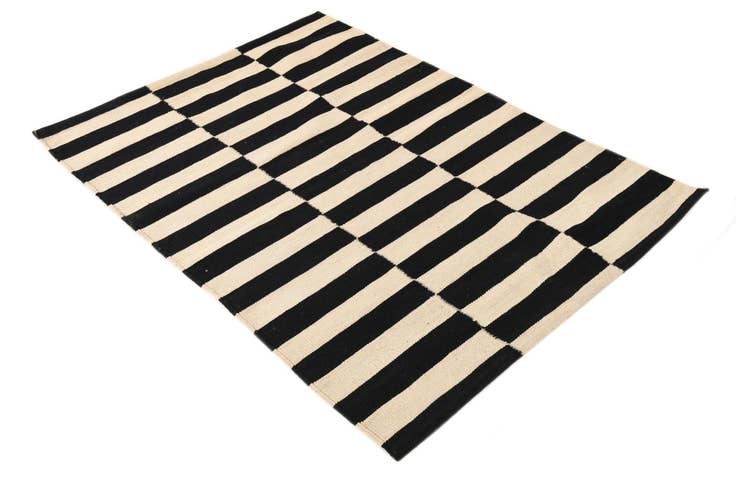 Detail image of 3' 4 x 4' 9 Hand Woven Kilim Modern Wool Rug