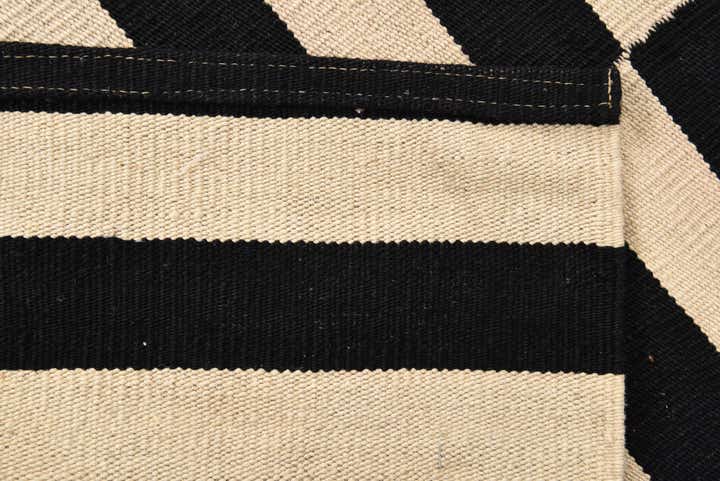 3' 4 x 4' 9 Hand Woven Kilim Modern Wool Rug