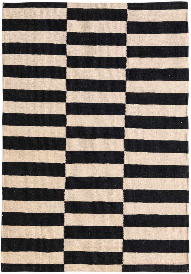 Detail image of 3' 4 x 4' 9 Hand Woven Kilim Modern Wool Rug