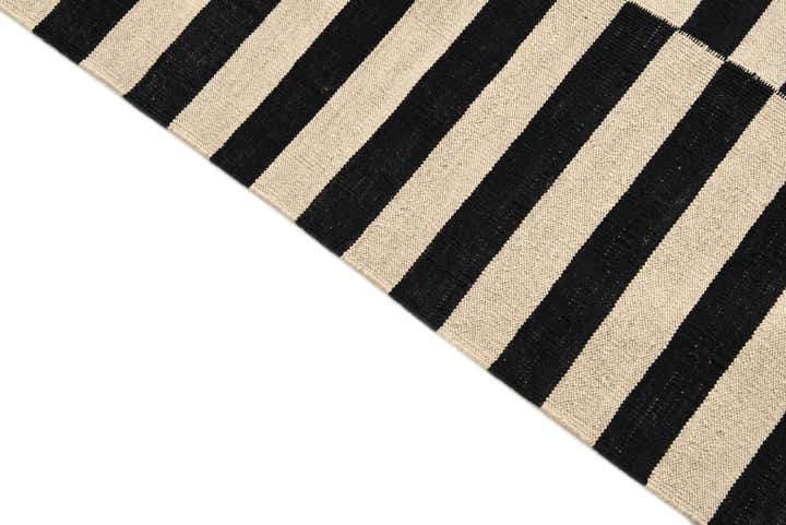 4' 3 x 5' 10 Hand Woven Kilim Modern Wool Rug