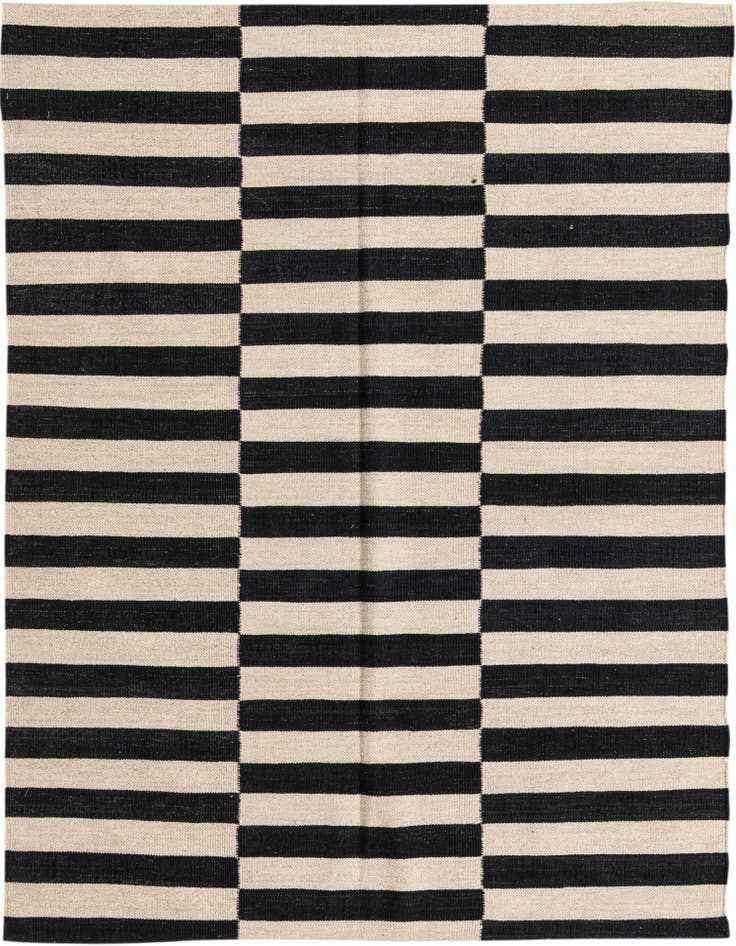 Detail image of 4' 3 x 5' 10 Hand Woven Kilim Modern Wool Rug