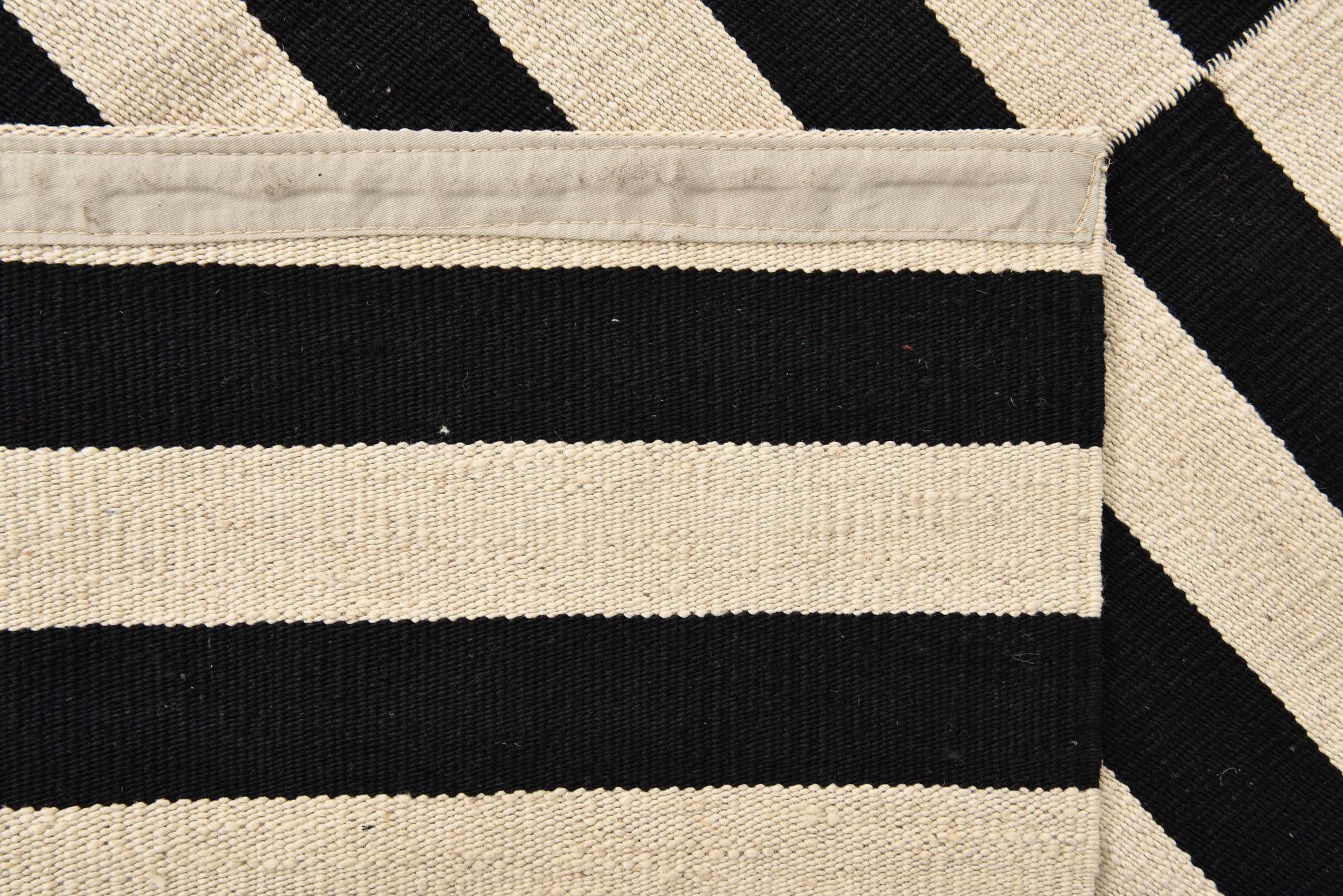 4' 2 x 5' 11 Hand Woven Kilim Modern Wool Rug