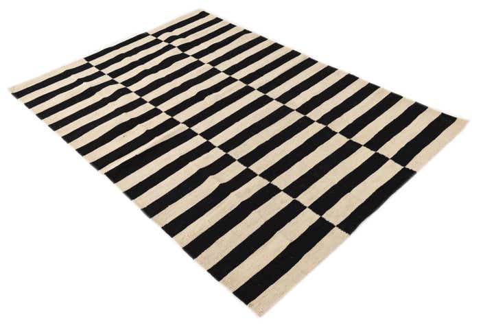 4' x 5' 11 Hand Woven Kilim Modern Wool Rug