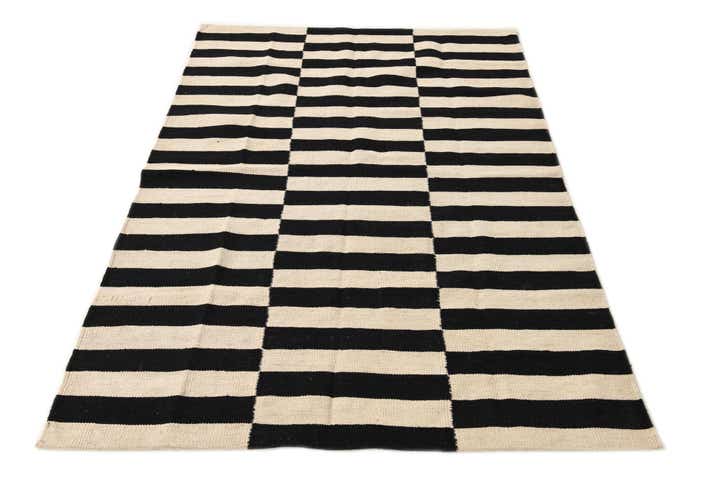 4' x 5' 11 Hand Woven Kilim Modern Wool Rug