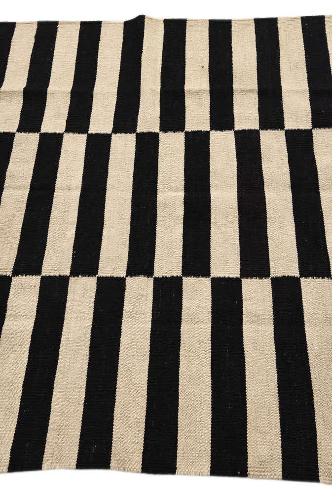 4' x 5' 11 Hand Woven Kilim Modern Wool Rug