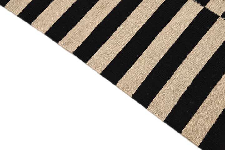 4' 3 x 5' 10 Hand Woven Kilim Modern Wool Rug