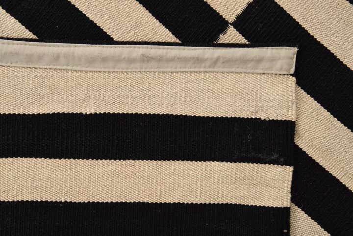 4' 3 x 5' 10 Hand Woven Kilim Modern Wool Rug