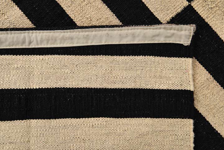4' 3 x 5' 10 Hand Woven Kilim Modern Wool Rug