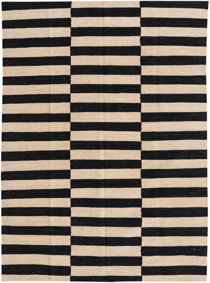 Detail image of 4' 3 x 5' 10 Hand Woven Kilim Modern Wool Rug
