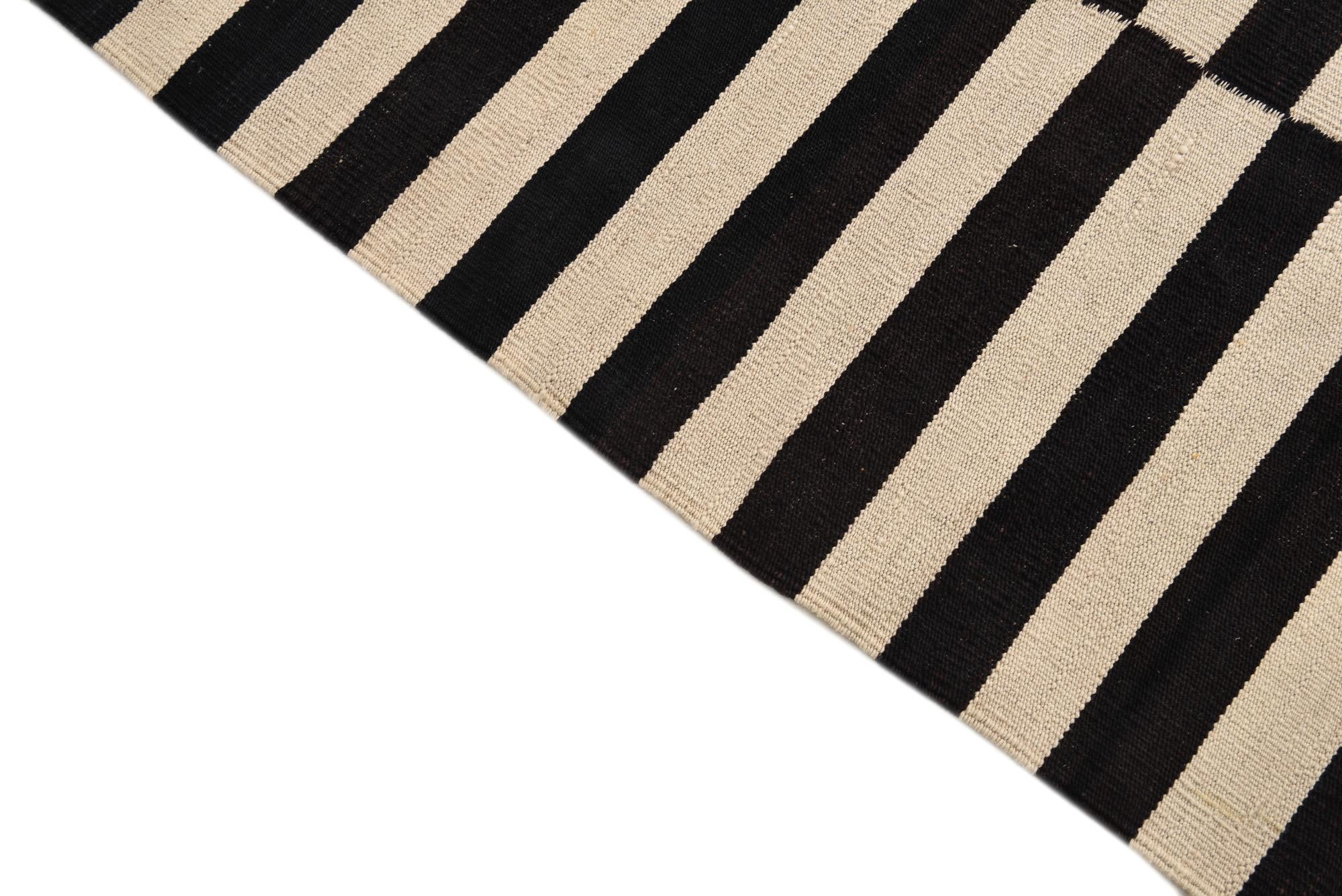 4' 3 x 5' 10 Hand Woven Kilim Modern Wool Rug