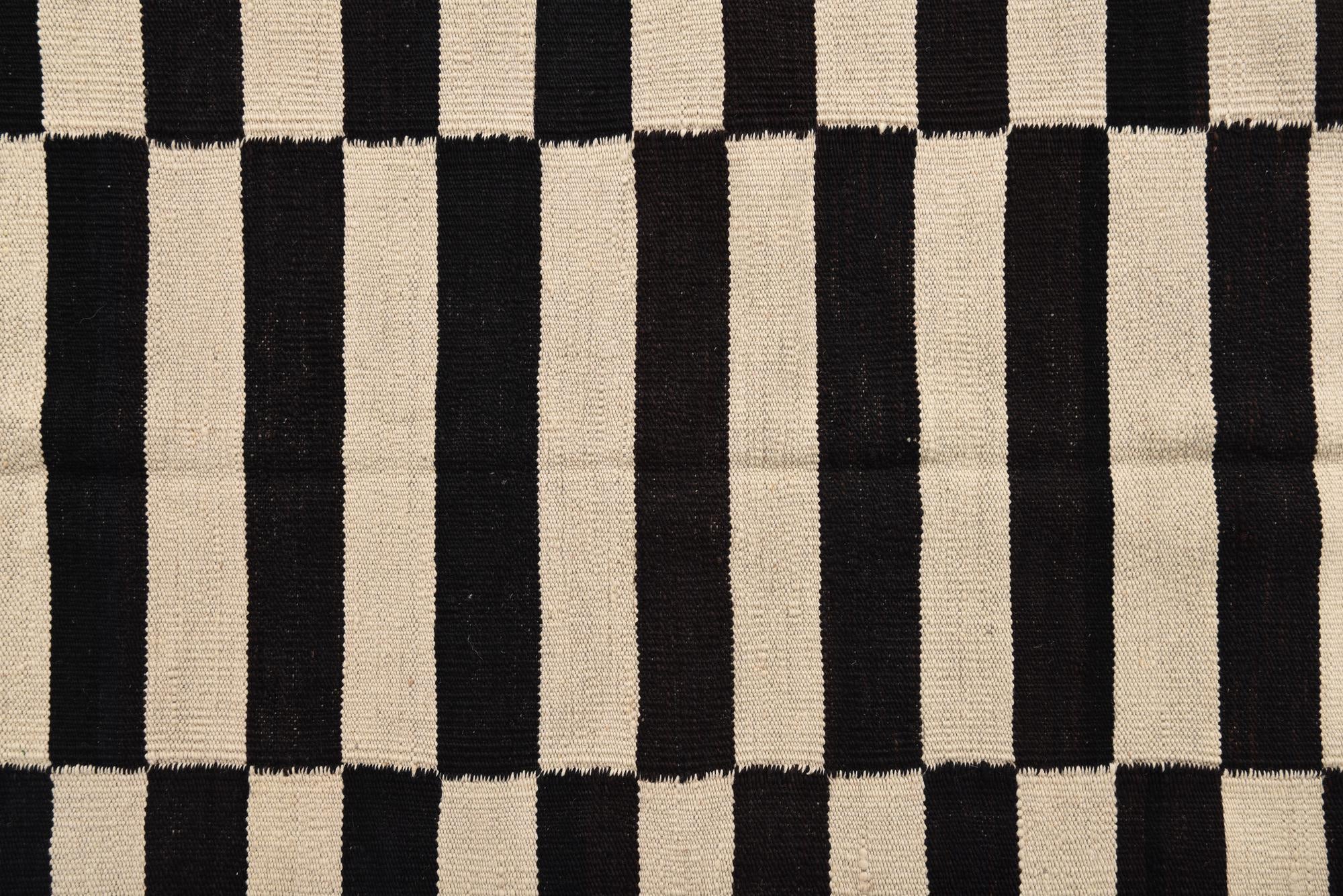 4' 3 x 5' 10 Hand Woven Kilim Modern Wool Rug
