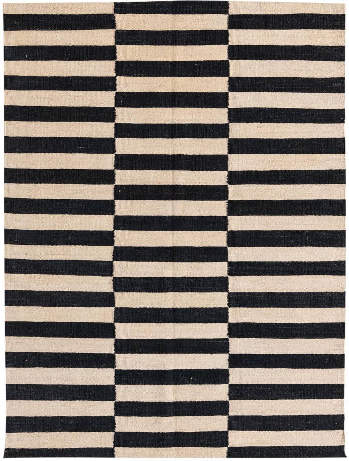 Detail image of 4' 2 x 5' 10 Hand Woven Kilim Modern Wool Rug