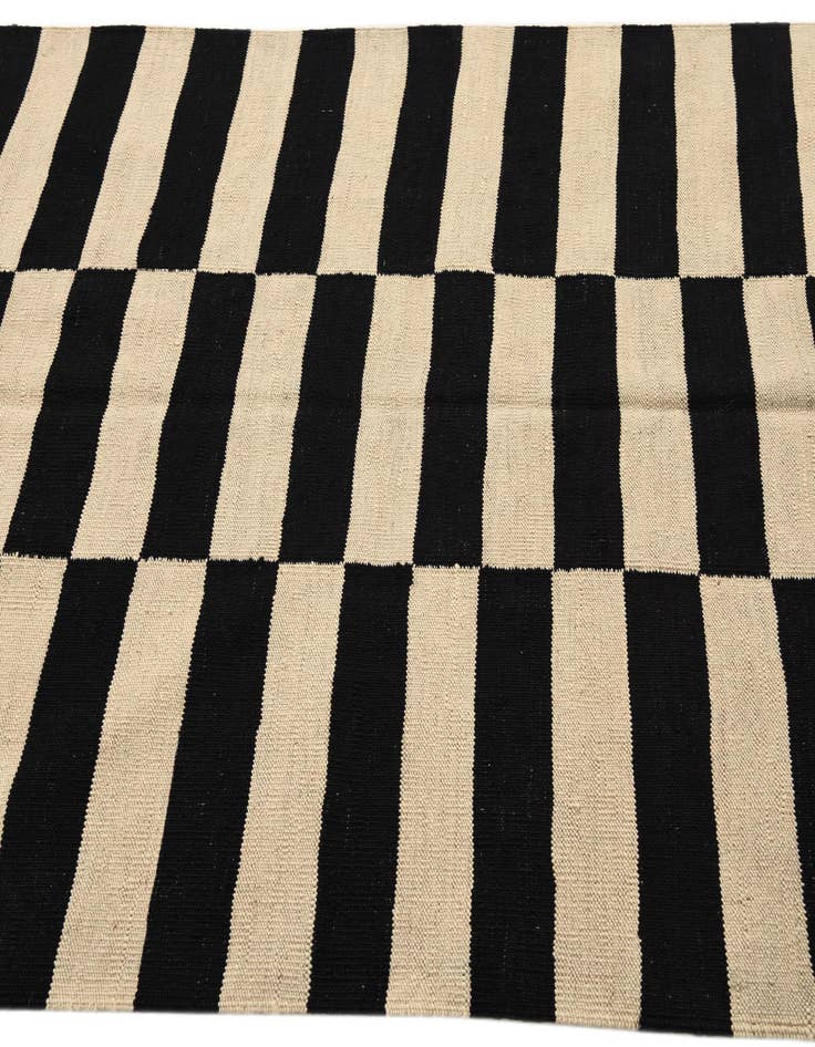 Detail image of 4' 2 x 6' Hand Woven Kilim Modern Wool Rug