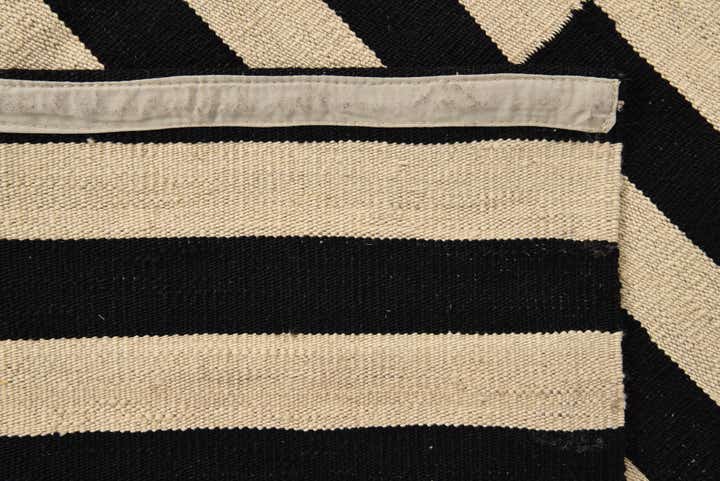 4' 2 x 6' Hand Woven Kilim Modern Wool Rug