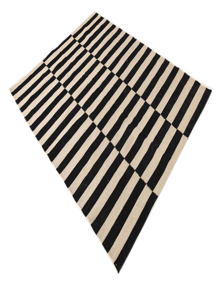 Detail image of 4' 4 x 5' 9  Hand Woven Kilim Modern Wool Rug