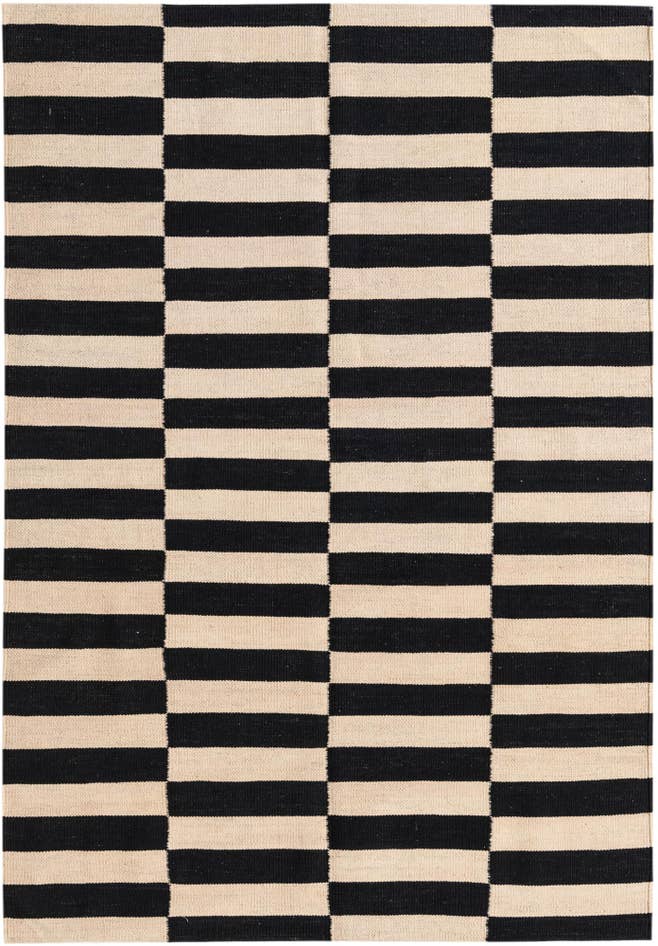 Detail image of 4' 1 x 5' 11 Hand Woven Kilim Modern Wool Rug