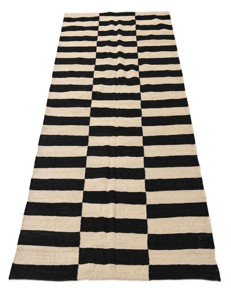 Detail image of 4' 2 x 5' 11  Hand Woven Kilim Modern Wool Rug