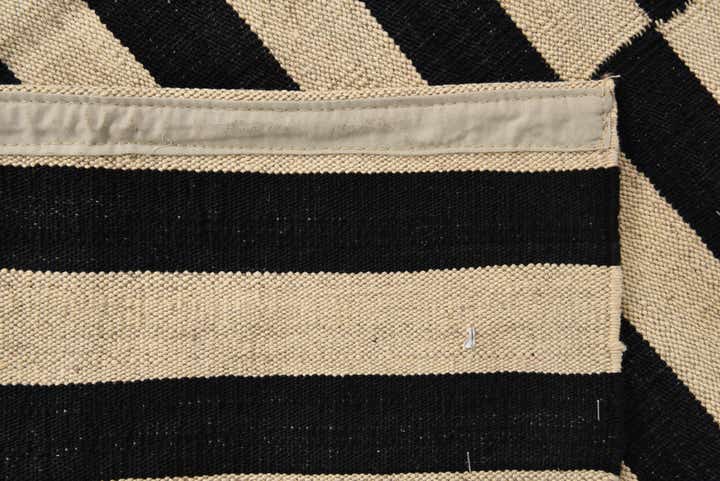 4' 3 x 5' 10 Hand Woven Kilim Modern Wool Rug