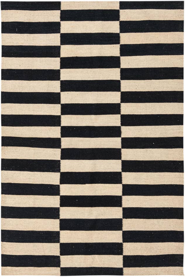 Detail image of 4' 3 x 5' 10 Hand Woven Kilim Modern Wool Rug