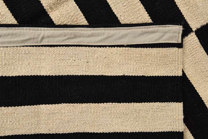 4' 3 x 5' 11 Hand Woven Kilim Modern Wool Rug