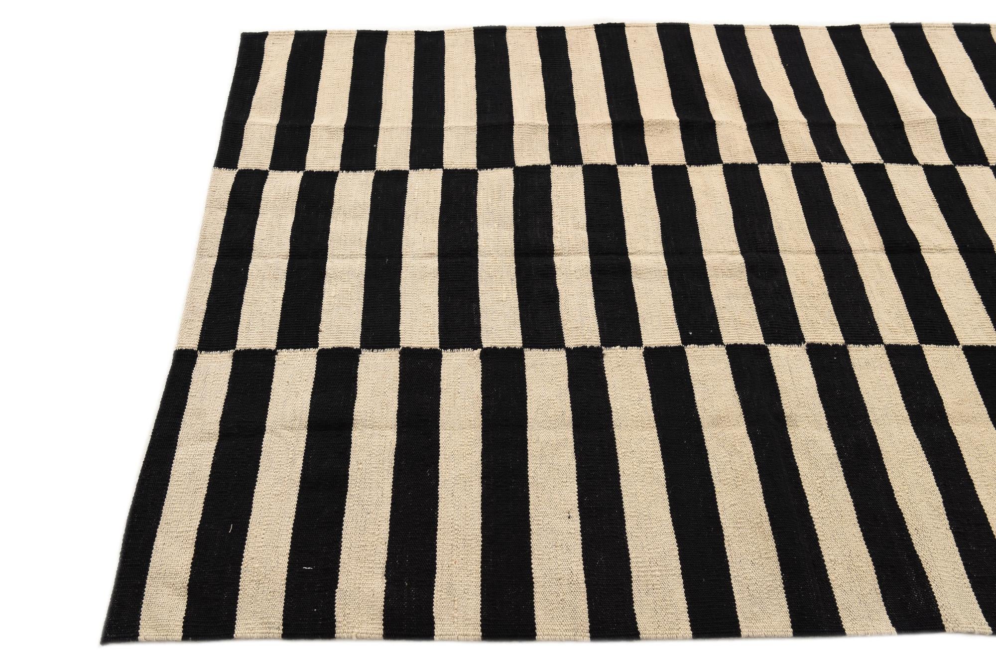 4' 2 x 5' 9 Hand Woven Kilim Modern Wool Rug