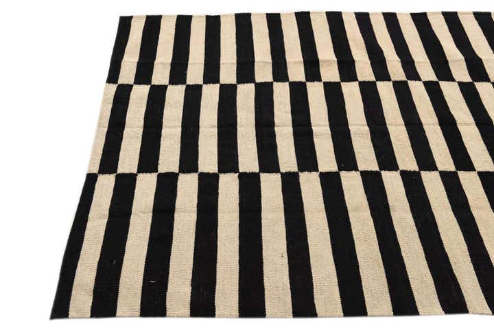 4' 2 x 5' 9 Hand Woven Kilim Modern Wool Rug