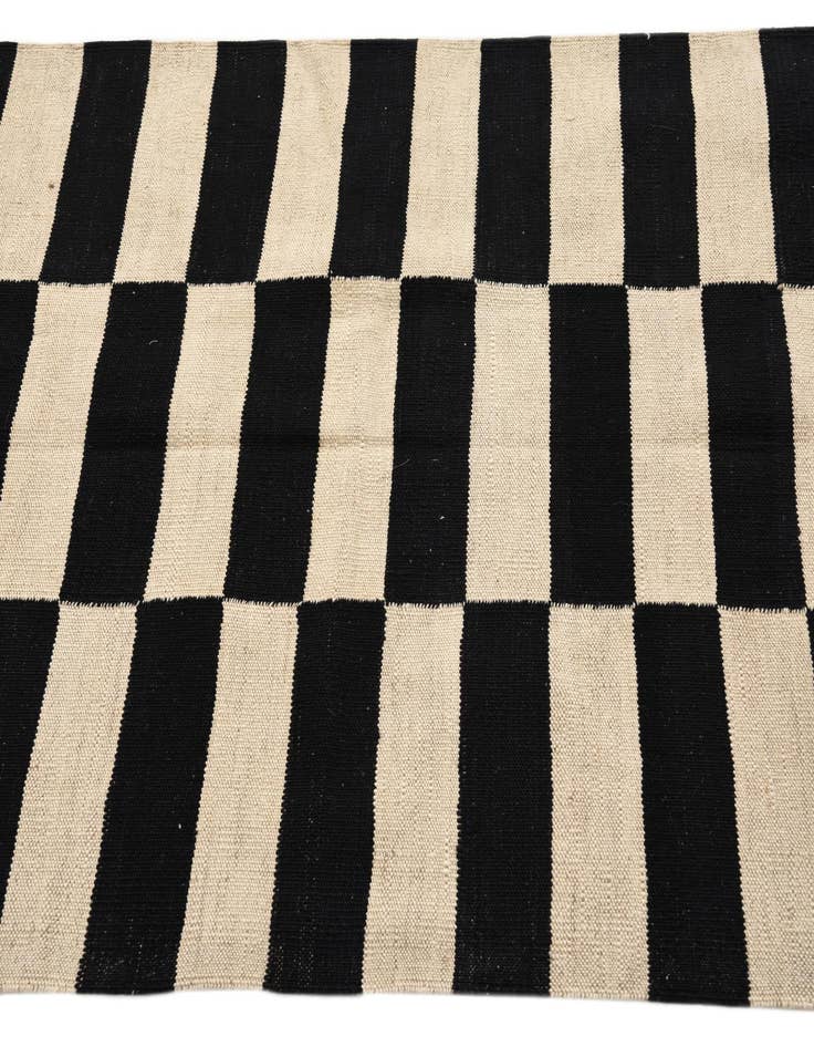 Detail image of 3' 2 x 4' 9  Hand Woven Kilim Modern Wool Rug